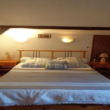 Σπίτι διακοπών Gite Mezos, 3 Pieces, 4 Personnes - Fr-1-360-70
